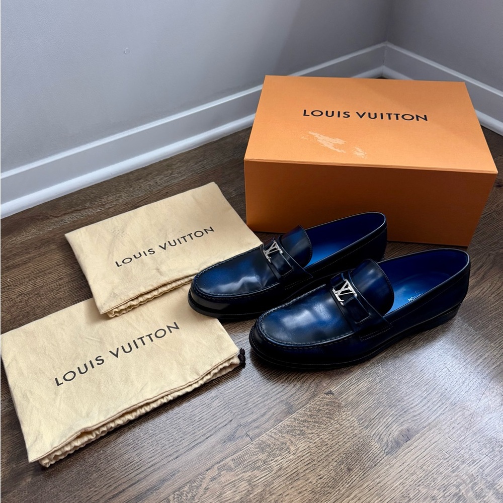 Louis Vuitton Deep Blue Leather Slip-Ons - Picture 10 of 12